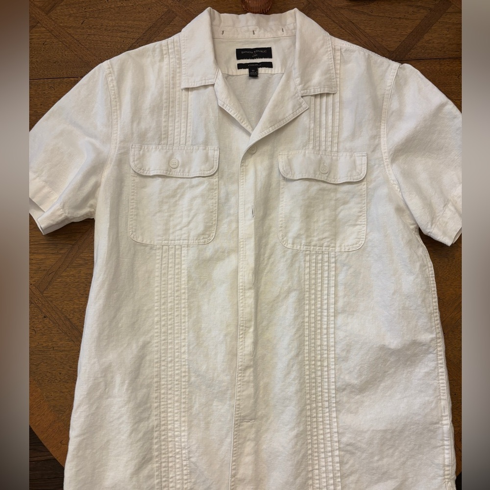 Banana Republic Cream Short Sleeve Linen Shirt